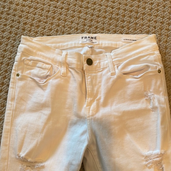 FRAME DENIM Le Skinny de Jeanne White Distressed Jeans - Picture 5 of 7